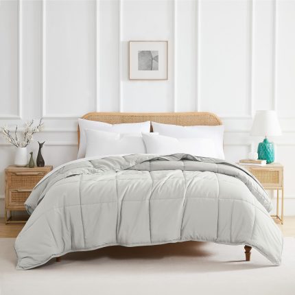 California/King Size Comforter, Pet Hair Resistant Bedding Comforters, Easy Care Oversized Down-Alternative Grey Comforters, Cal/King, Steel Grey