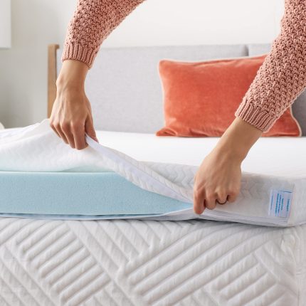 Memory Foam Mattress Topper - 3 Inch Gel Infused Memory Foam - Plush Feel - Cooling and Pressure Relieving - CertiPUR Certified - Dorm Room Essentials - Twin XL Size